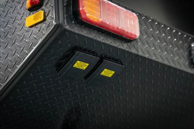 Additional quick release gas outlet