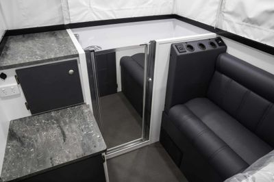 Internal ensuite layout 