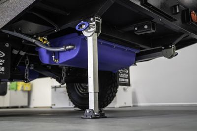 Drop Down Stabiliser Legs